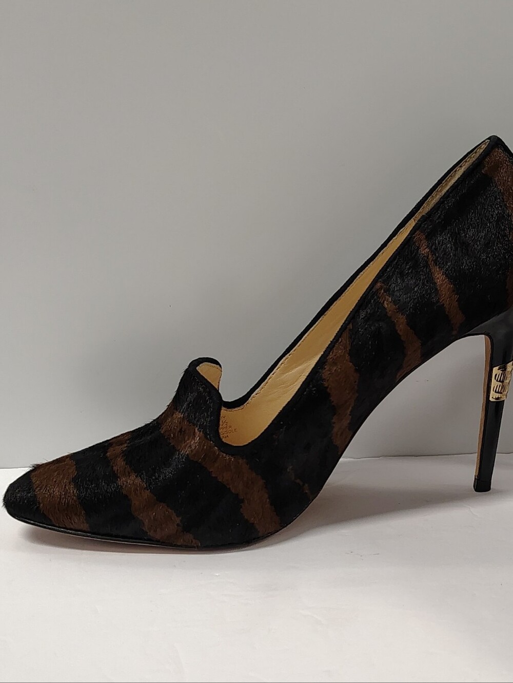 Vince Camuto Brown & Black Zebra Print Stilleto Softhair Leather Pumps Sz 6.5